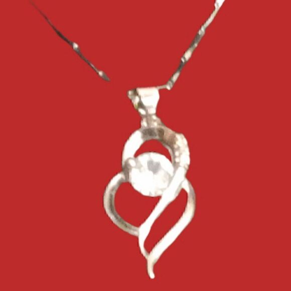 925 Sterling Silver 4 Leaf Clover Purple Zircon Gem Necklace In Light Up Case - Picture 1 of 2